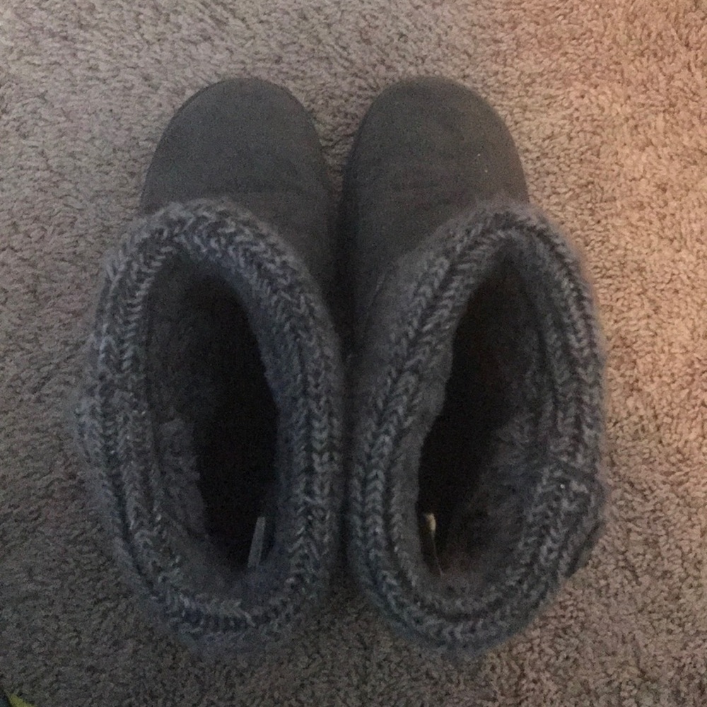 Arizona cute grey boots